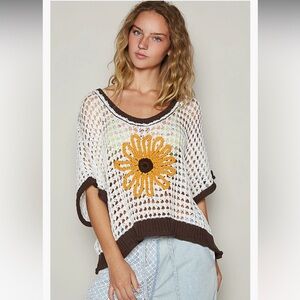 New• POL Crochet Daisy Sunflower Sunrise Crochet Top• Small